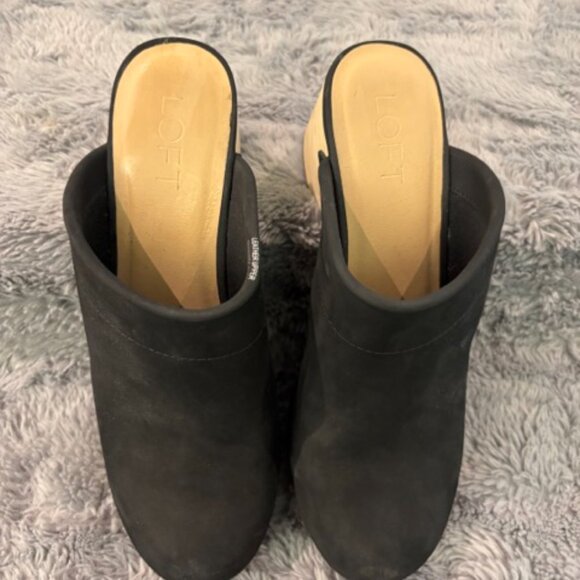 LOFT Black NuBuck Clogs - Size 9 - Picture 2 of 4